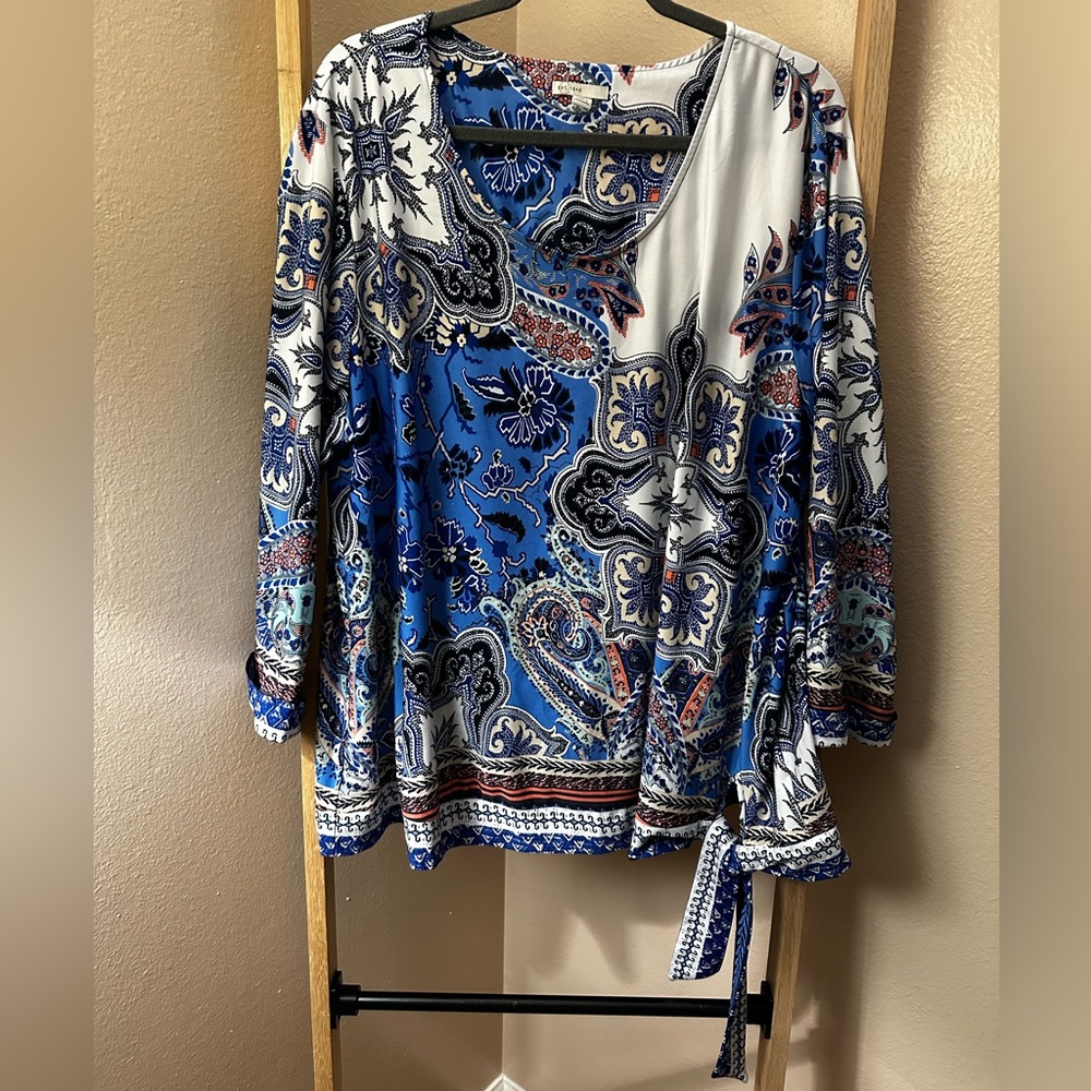 Cato | Size 26/28W | Tie on left side of blouse